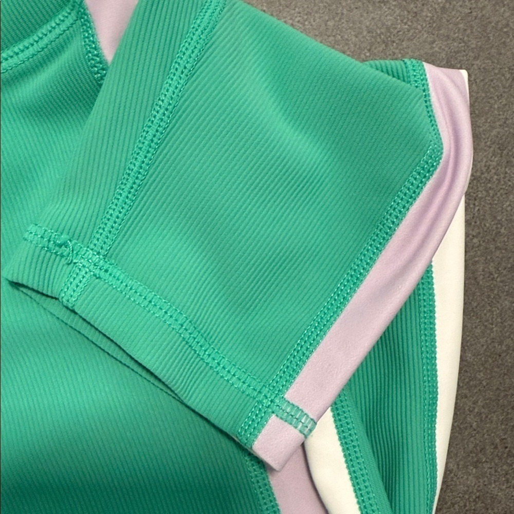 Wilo 2 Piece Bra & Leggings Ribbed Workout Set in Apple Green - Picture 10 of 13